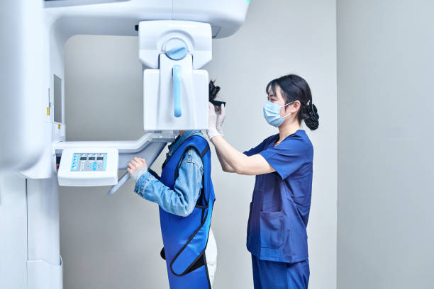 Best Emergency Tooth Extraction in Hargill, TX